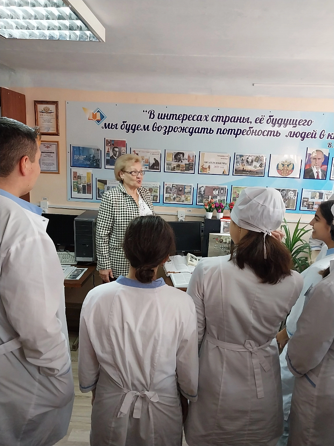 День школьных библиотек