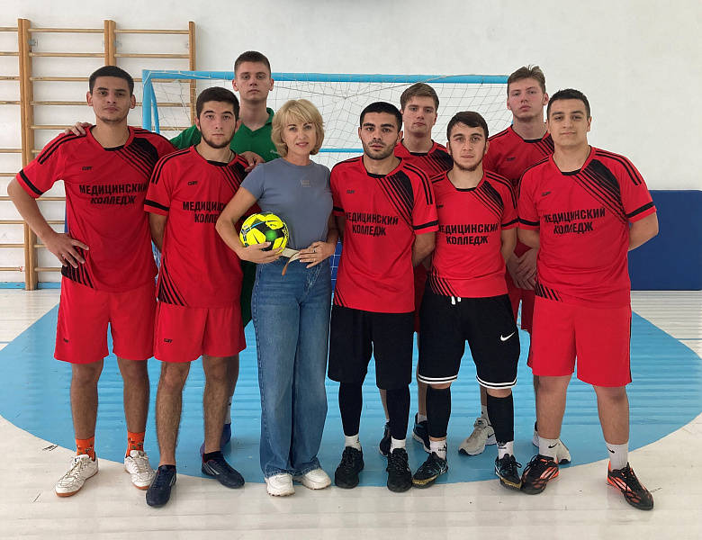 Городские соревнования по мини-футболу 