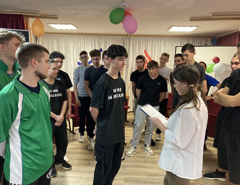 А ну-ка, парни!