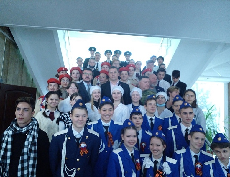 ВСТРЕЧА С ГЕРОЯМИ КРЫМСКОЙ ВЕСНЫ