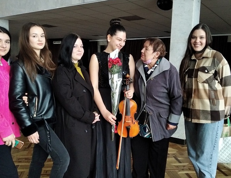 Успехи студентов в колледже внеклассное время